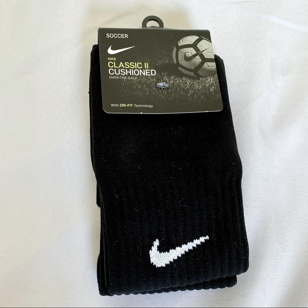 NWT Black NIKE Black Soccer Socks Size 4-6 Women & Size 3Y-5Y Youth Classic